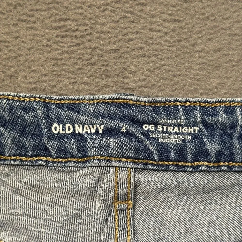 Old Navy Womens 4 Shorts Blue High Rise OG Straight Distressed Fringe Hem Denim